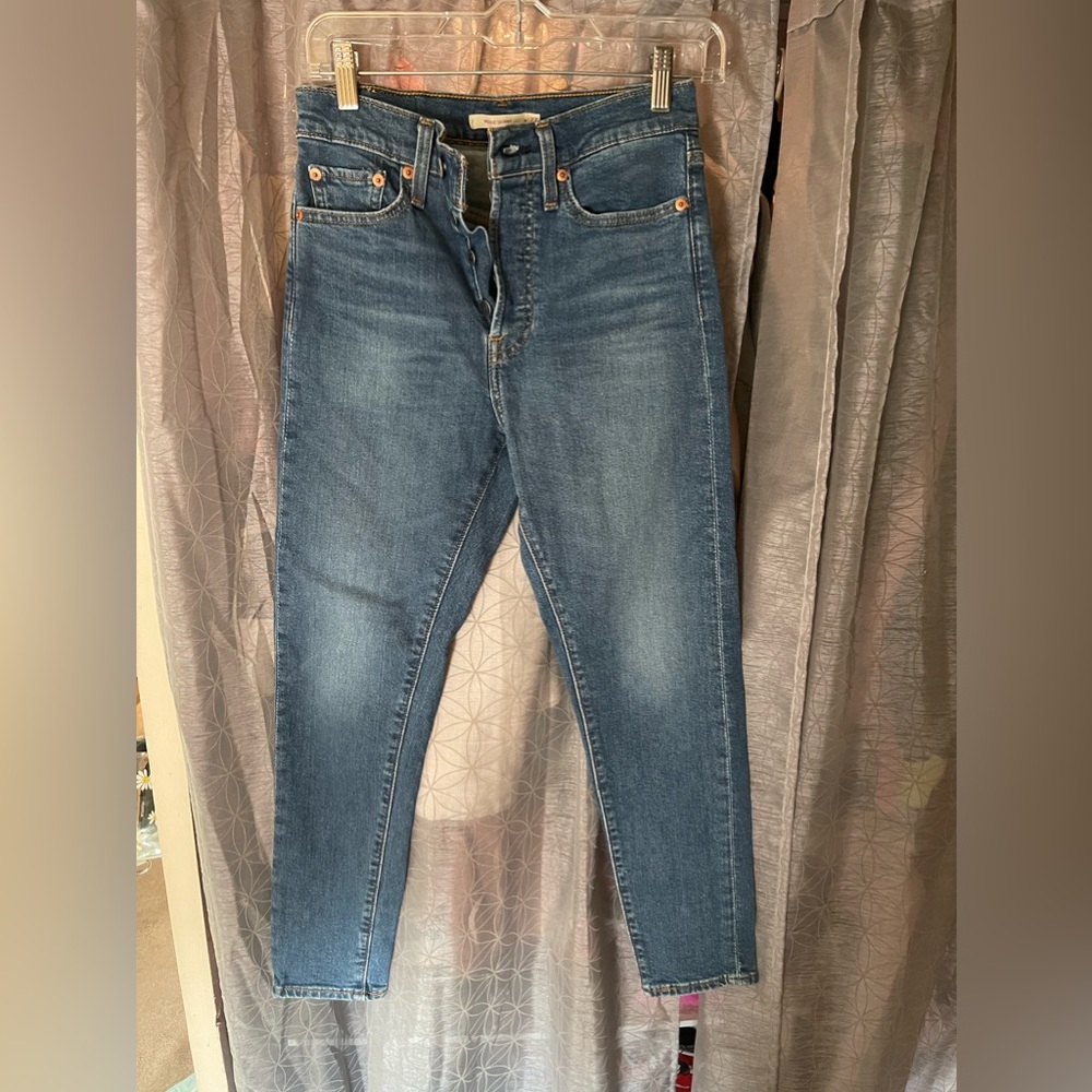 Levi wedgie fit skinny jeans